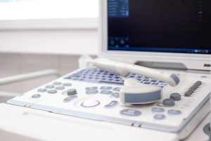 Sprzęt do wykonywania badania ultrasonograficznego USG. /Źródło: 123rf.com