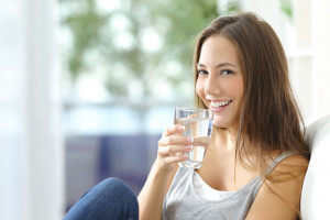 Pij przynajmniej 2 litry wody dziennie!