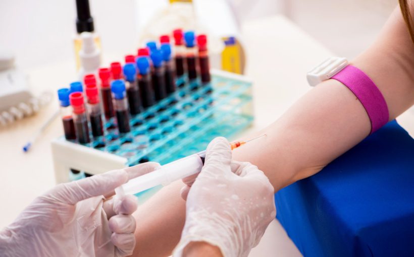 Sparen in Polen: Tanken, Einkaufen, Zahnarzt, Friseur – und Laborwerte ohne Arztüberweisung